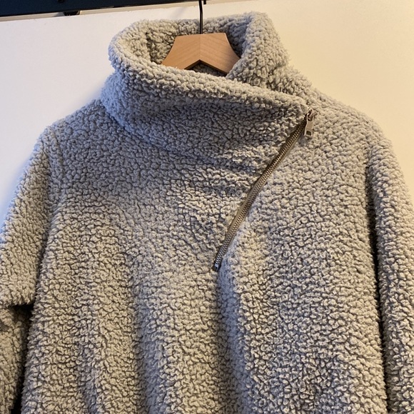 TEDDY Pullover - Picture 2 of 5